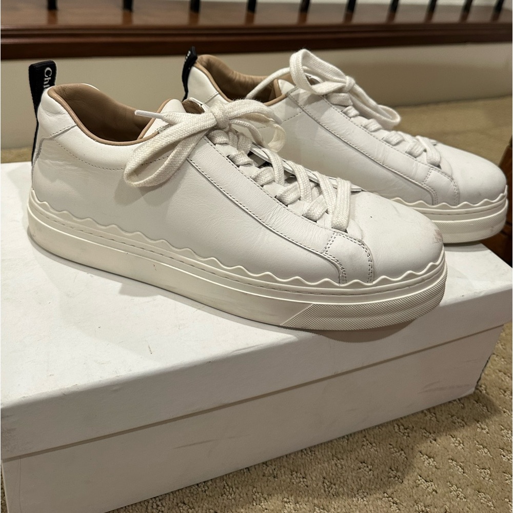 COPY - White Sneakers